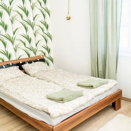 Budai Zoldovezet Kozpont, Apartmanhaz, Rendezvenykozpont Es Etterem Apartment *